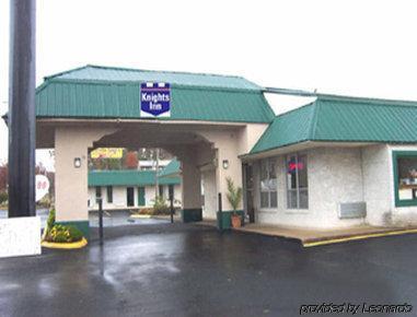 Knights Inn Hurricane Mills Εξωτερικό φωτογραφία